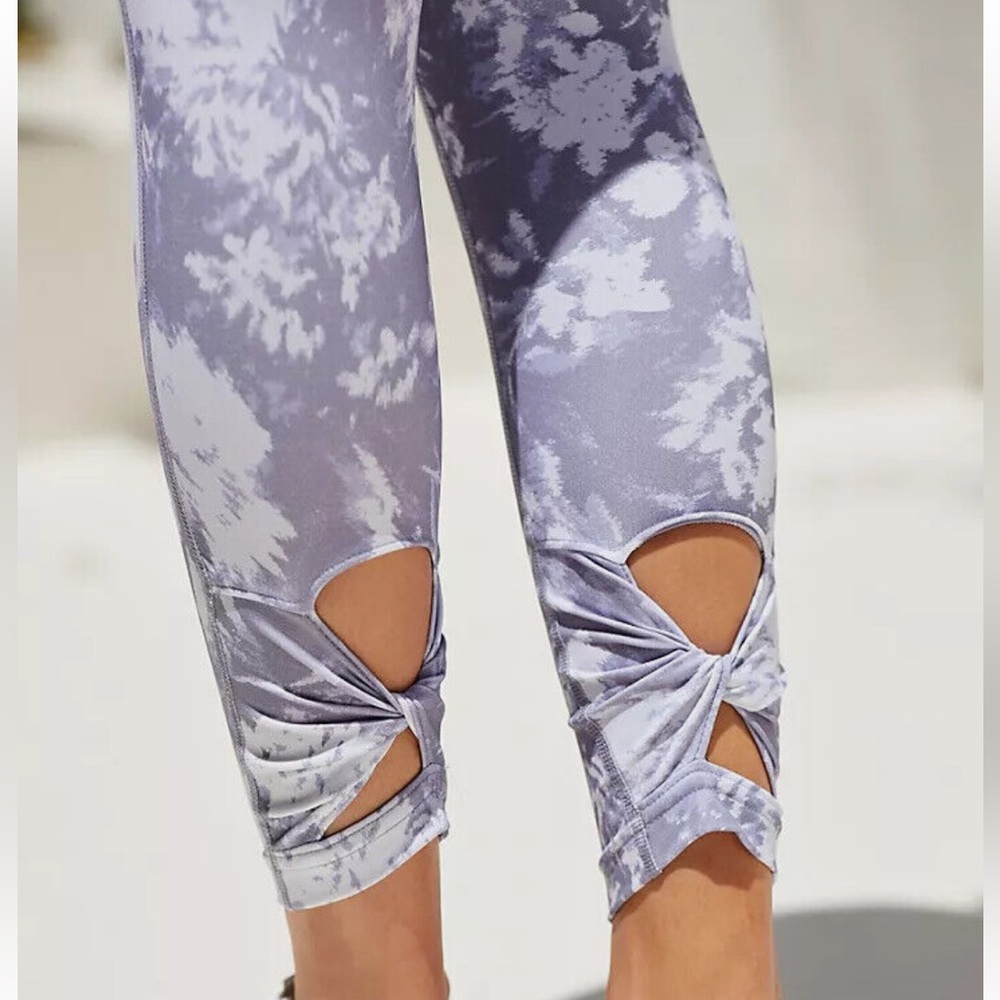 Brand new ~ Free People Movement Wave Rider Leggings SIZE XS + free fp bag! - Picture 10 of 17